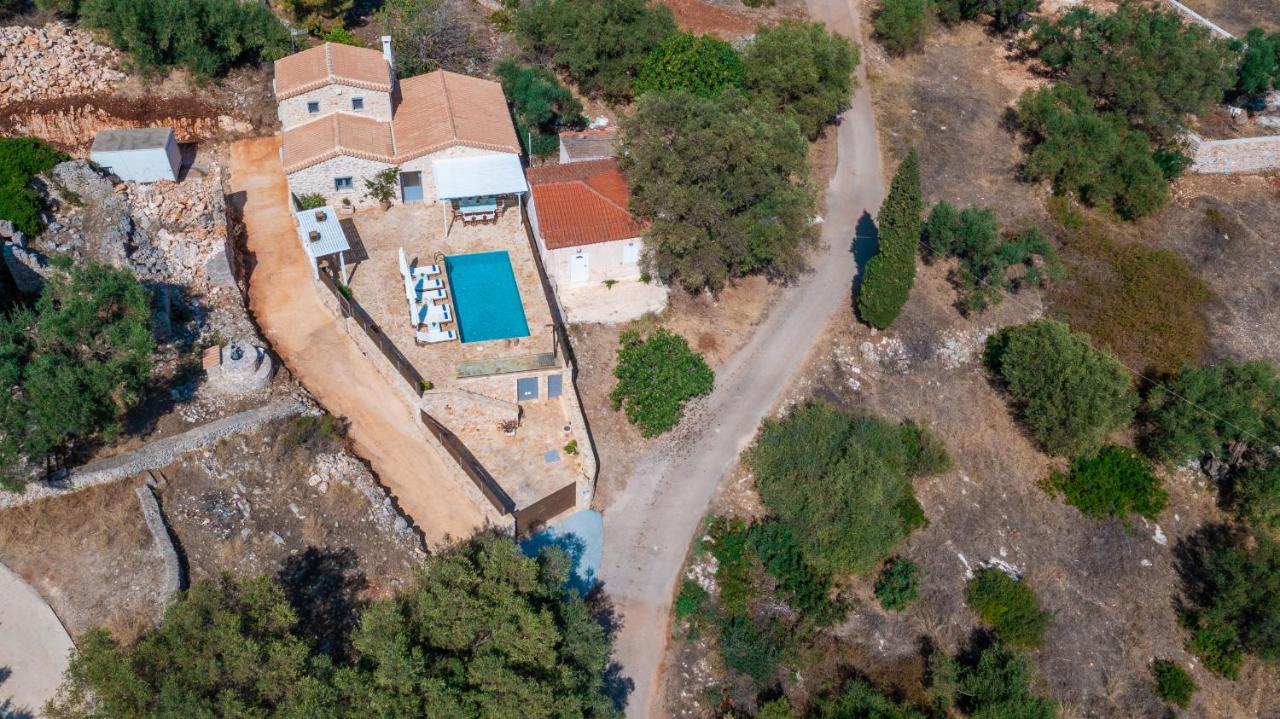 Villa Daniela - Private Pool And Serene Location, By Zantewize Koríthion Exterior foto