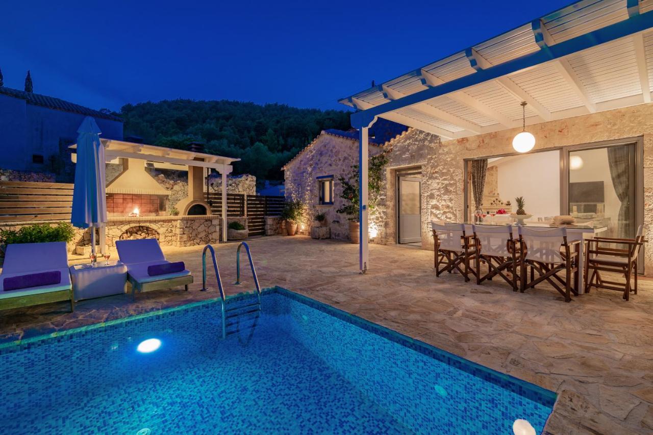 Villa Daniela - Private Pool And Serene Location, By Zantewize Koríthion Exterior foto
